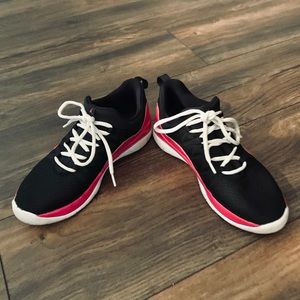 Black/pink/white women’s Jordan’s